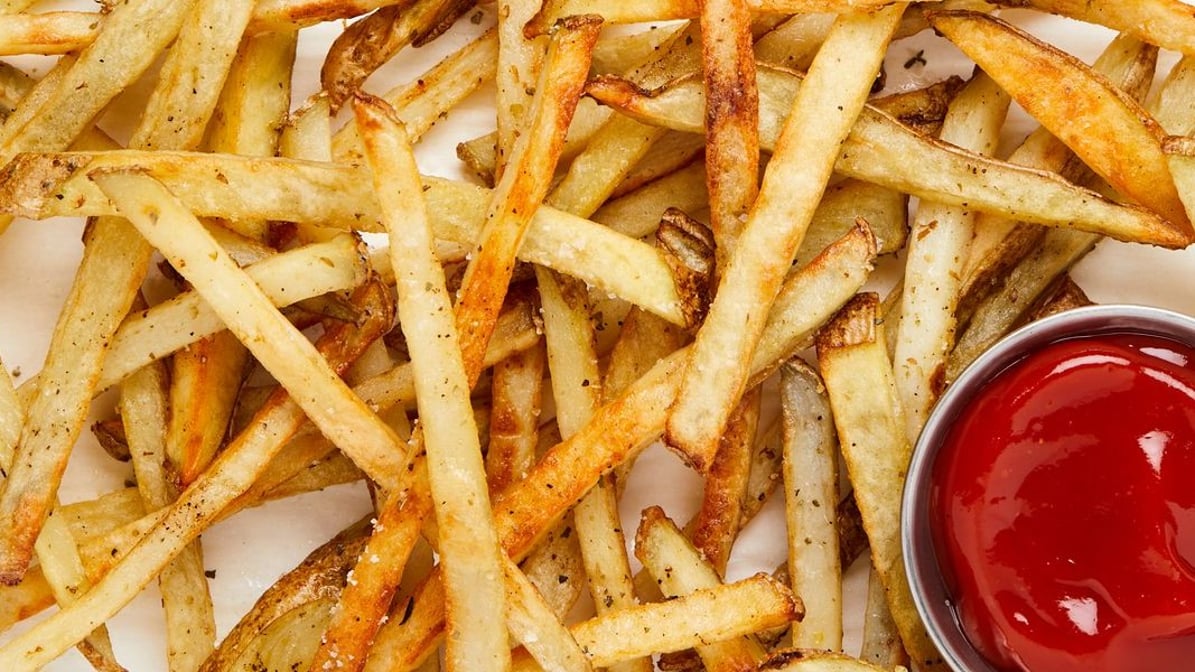 25. Oven-Cooked Fries