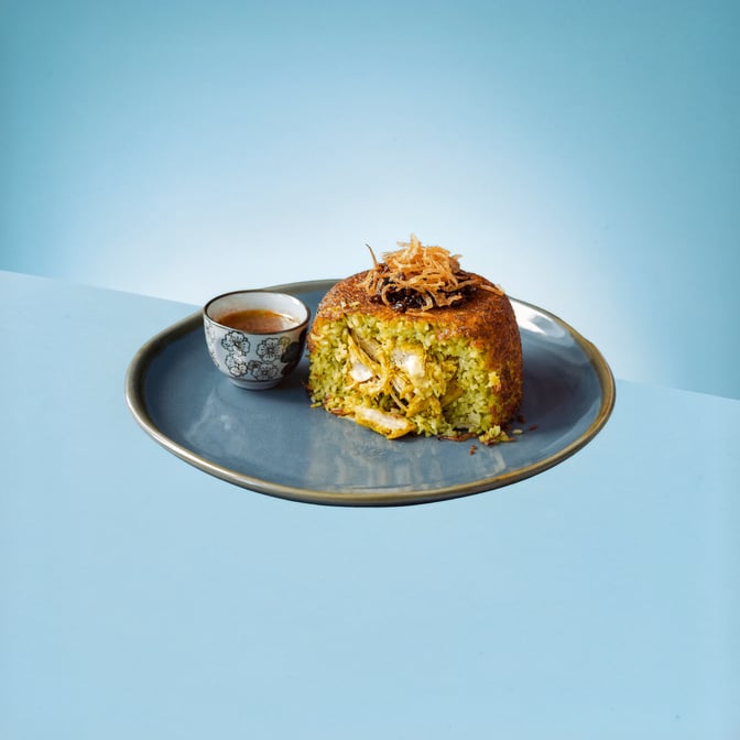 Baghali Polo Tahchin (Chicken)