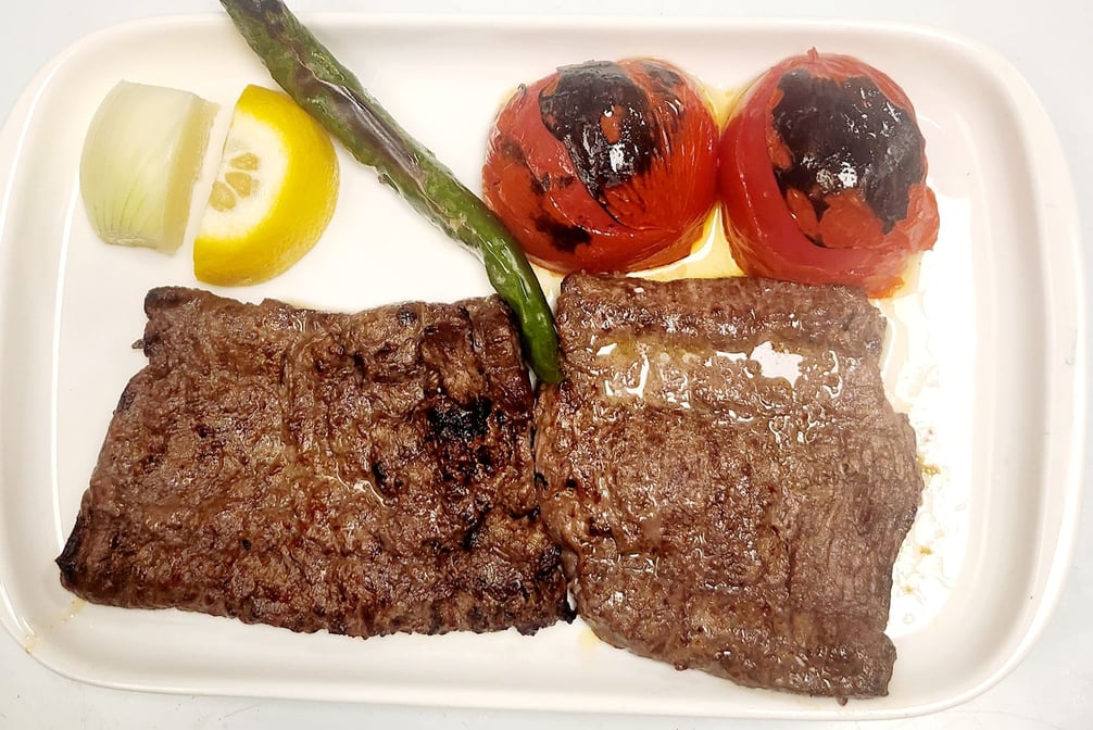 Barg Kebab: 1 Skewer Beef Kebab with Saffron Rice