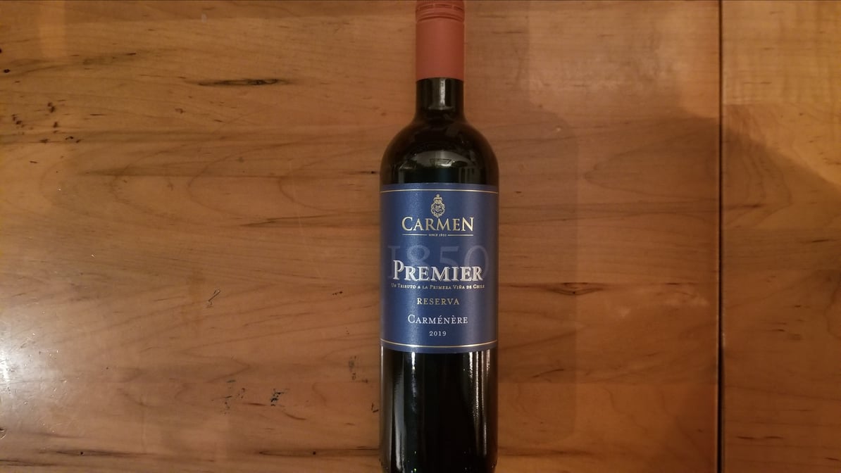 Carmen Reserva 1850 Premier Carménère 750 ml. Bottle