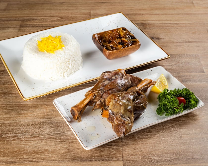 Mahicheh Royal served with soup &pop/ چلو ماهیچه گوسفندی