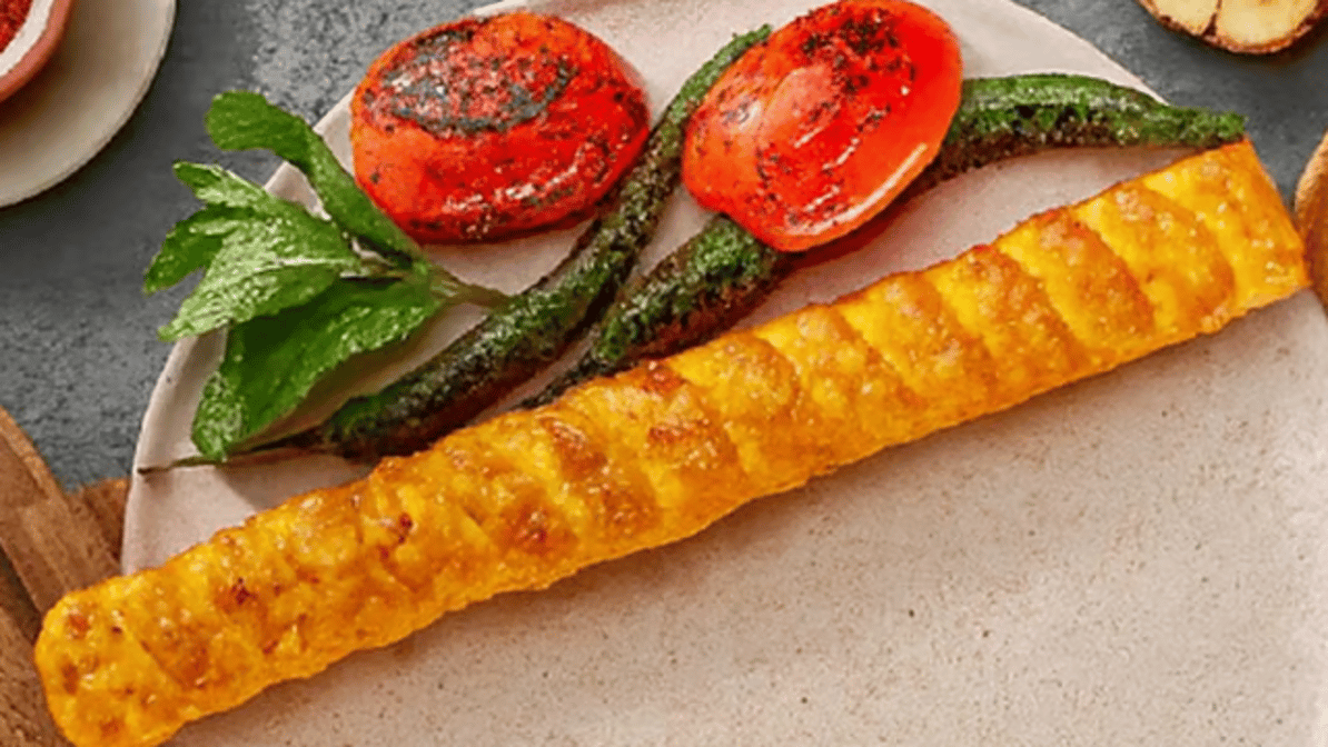 One Skewer of Grilled Ground Chicken / یک سیخ کوبیده مرغ