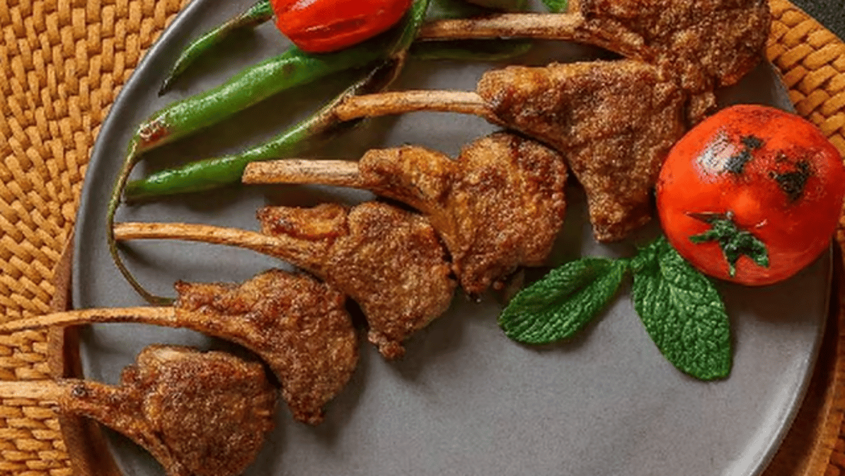 One Skewer of Grilled Lamb Rib Skewer / یک سیخ شیشلیک