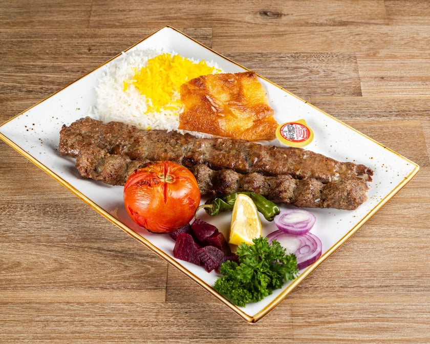 Soltani King's Feast served with soup &pop / چلو کباب سلطانی