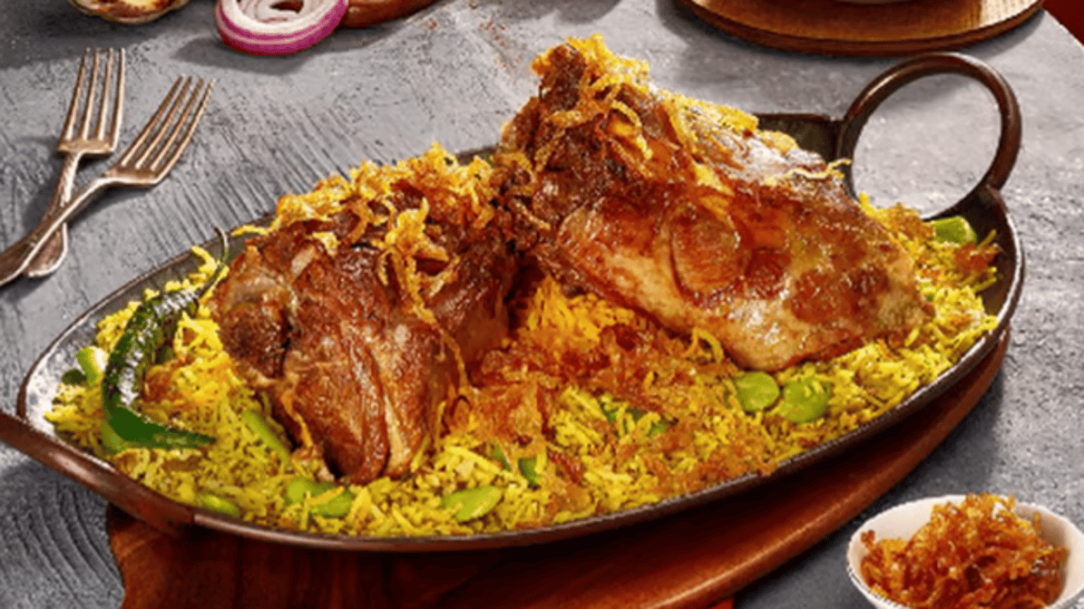 Special Braised Lamb(2 Pcs) Neck with Fava Bean Rice Combo / گردن ویژه با باقالی پلو