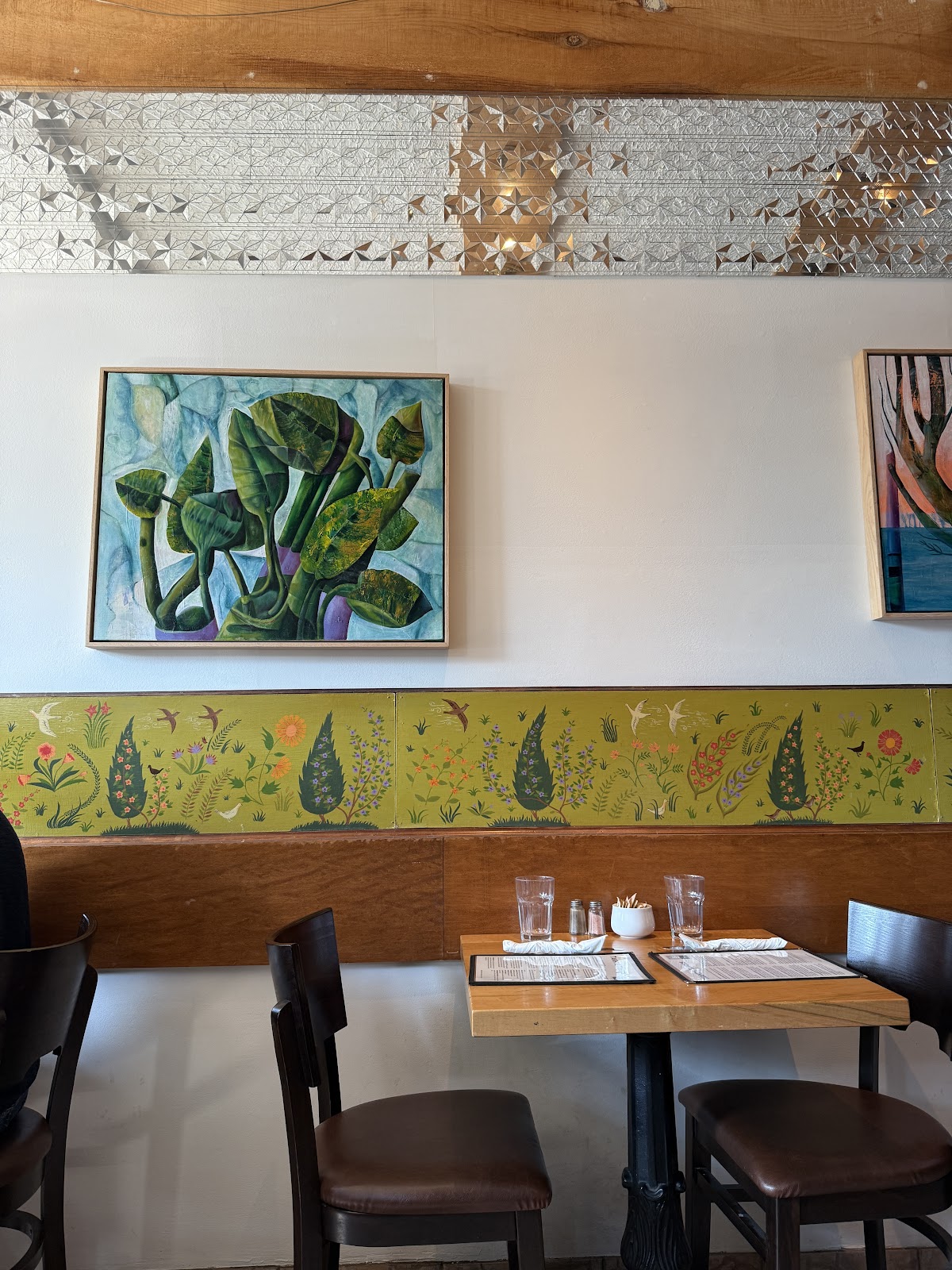 Takht-e Tavoos Restaurant