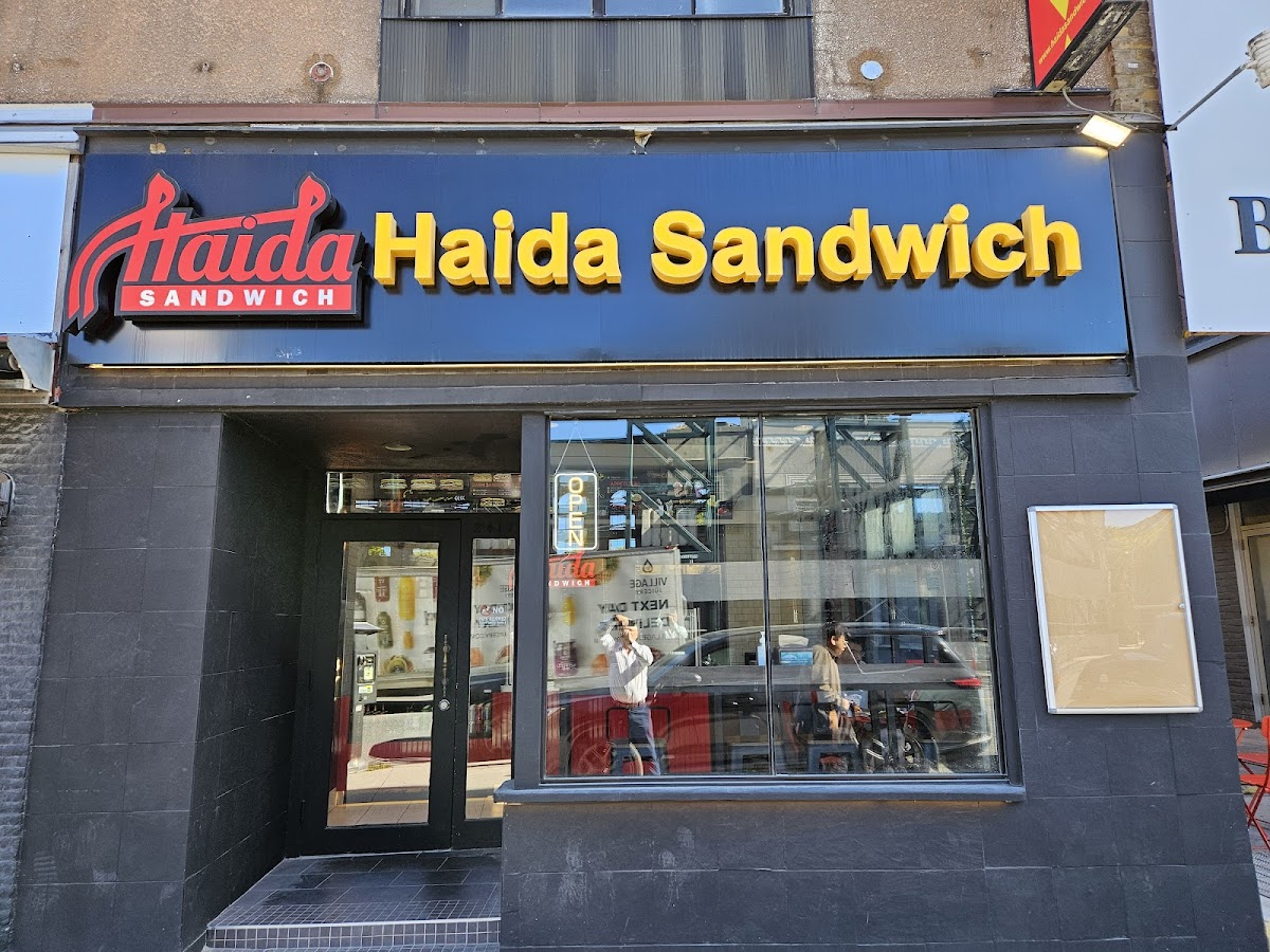 Haida Sandwich